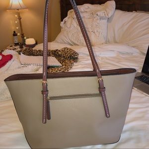 Tan/ brown tote purse bag